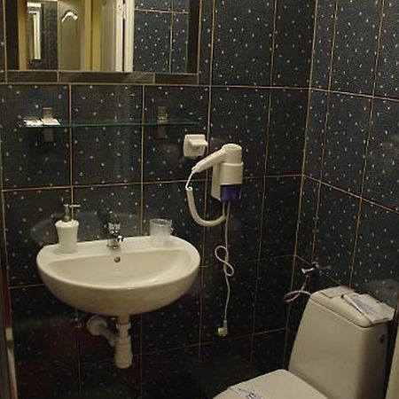 Rezydencja Parkowa Hotel Varsó Kültér fotó