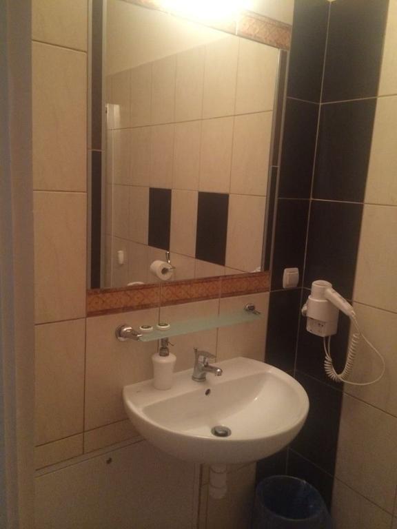 Rezydencja Parkowa Hotel Varsó Szoba fotó